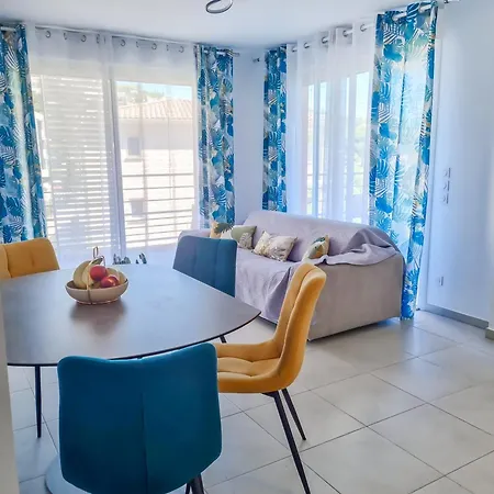 Azur Yourhosthelper Apartman